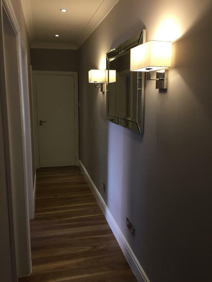 Stunning 2 Bed Flat Shepherds Bush Lägenhet London Exteriör bild